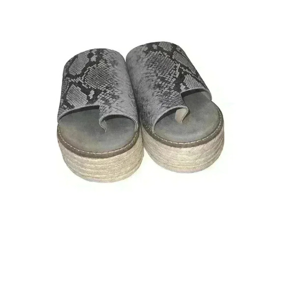 NIB New In Box diba true size us 7 sandals High Platform - Picture 3 of 9